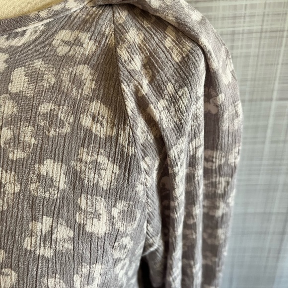 Hashttag Intrend Printed Blouse - Picture 2 of 6